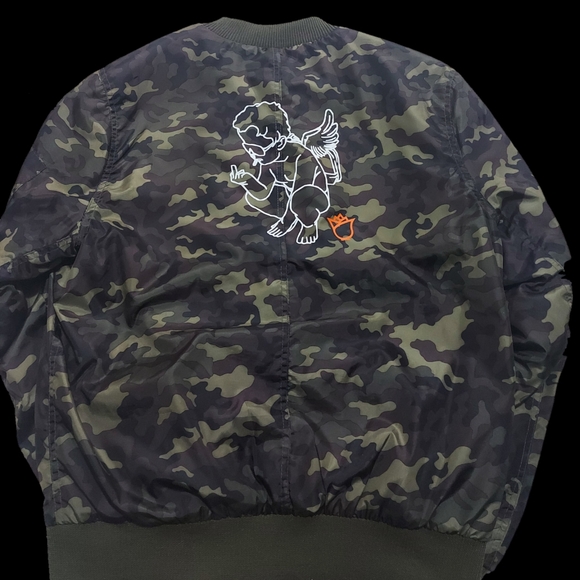 Bomber jacket - Picture 2 of 2